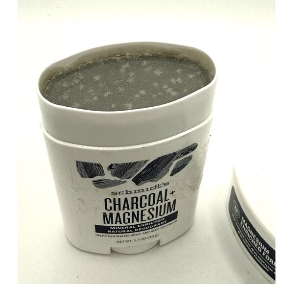 Schmidt's Natural Deodorant Charcoal + Magnesium 1.7 oz (48g) - Picture 5 of 5